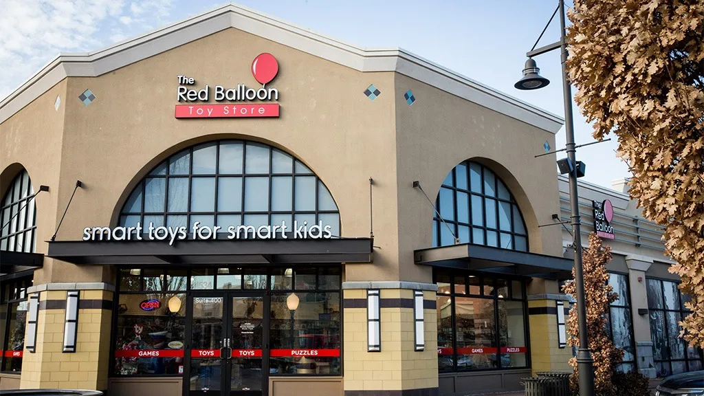 The Red Balloon Toy Store Celebrates 30 Years with Appearance by Grandpa  Beck - The Toy Book