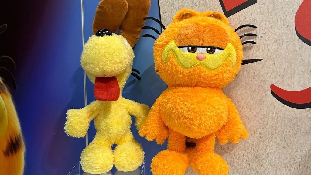 Big 2024 garfield plush