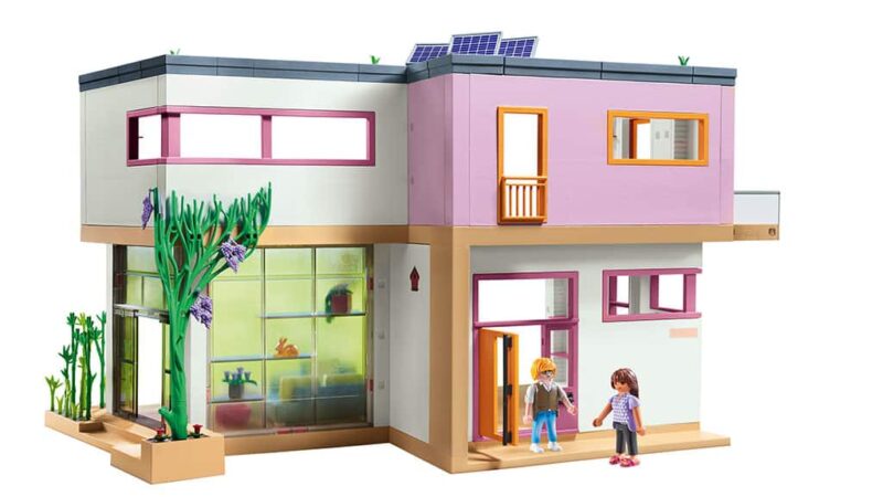 LIVING HOUSE - The Toy Book