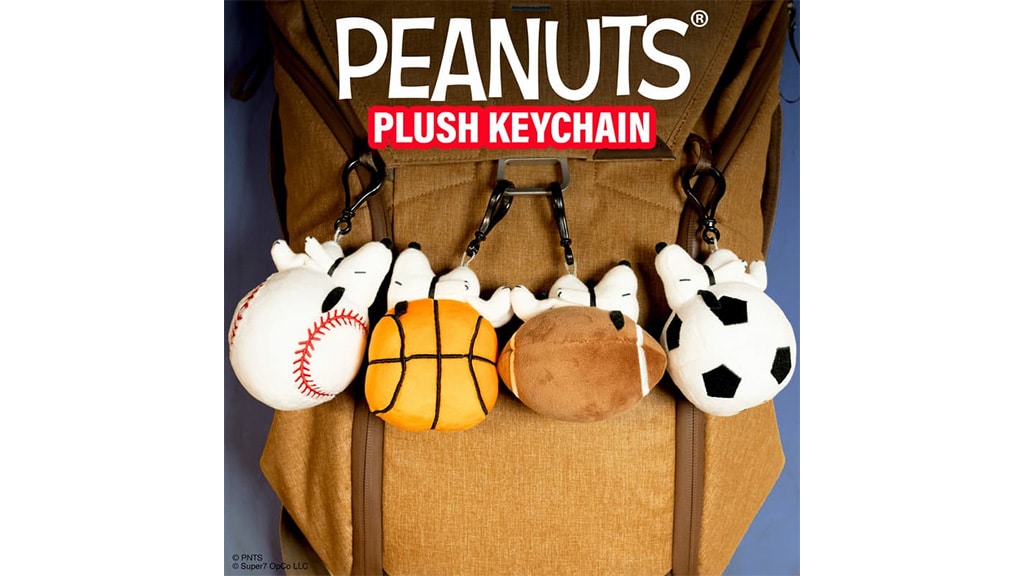 Super7 Expands Peanuts Line with Holiday Collectibles and Plush