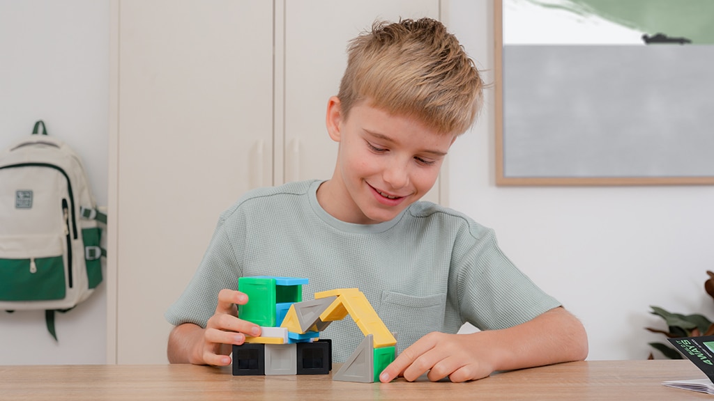 CONNETIX PRO Build It 4 Ways Packs | Source: Brave Toys