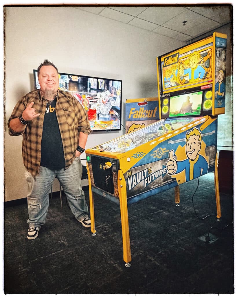 The Toy Book x The Pop Insider's James Zahn with the Fallout LE at Stern Pinball HQ.